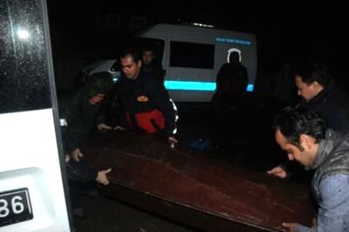 Sevgilisinin, Boşanmak İstemeyen Kocasını Öldürdü