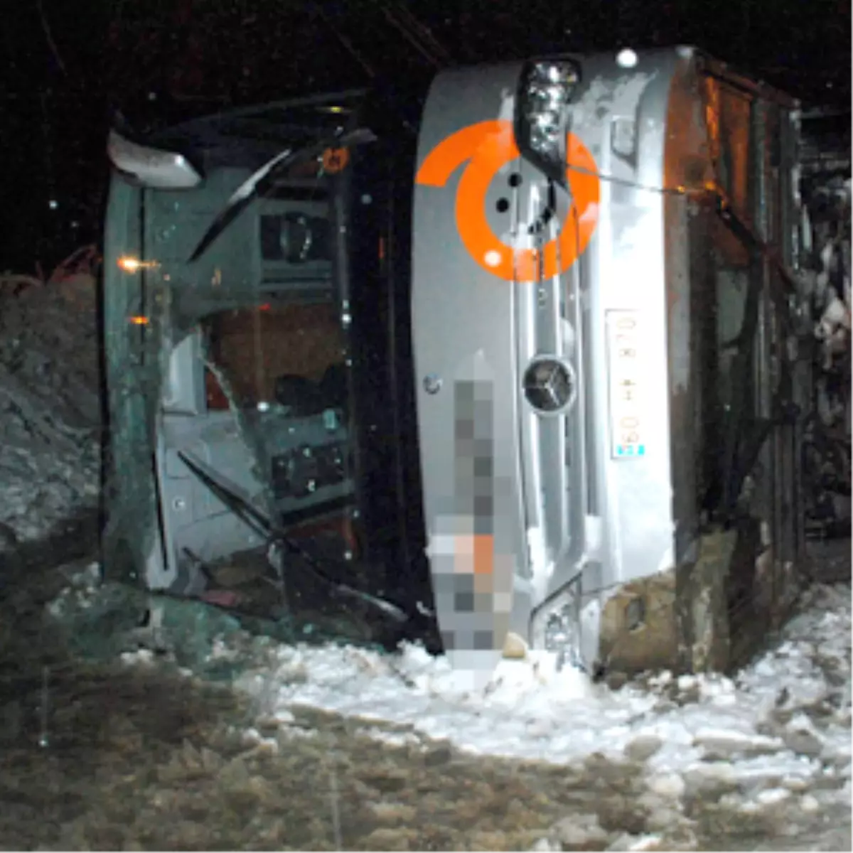 Tokat\'ta Yolcu Otobüsü Devrildi