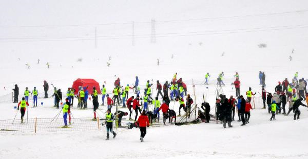 Türkiye Kayaklı Koşu Yarışları Bitlis'te Başladı