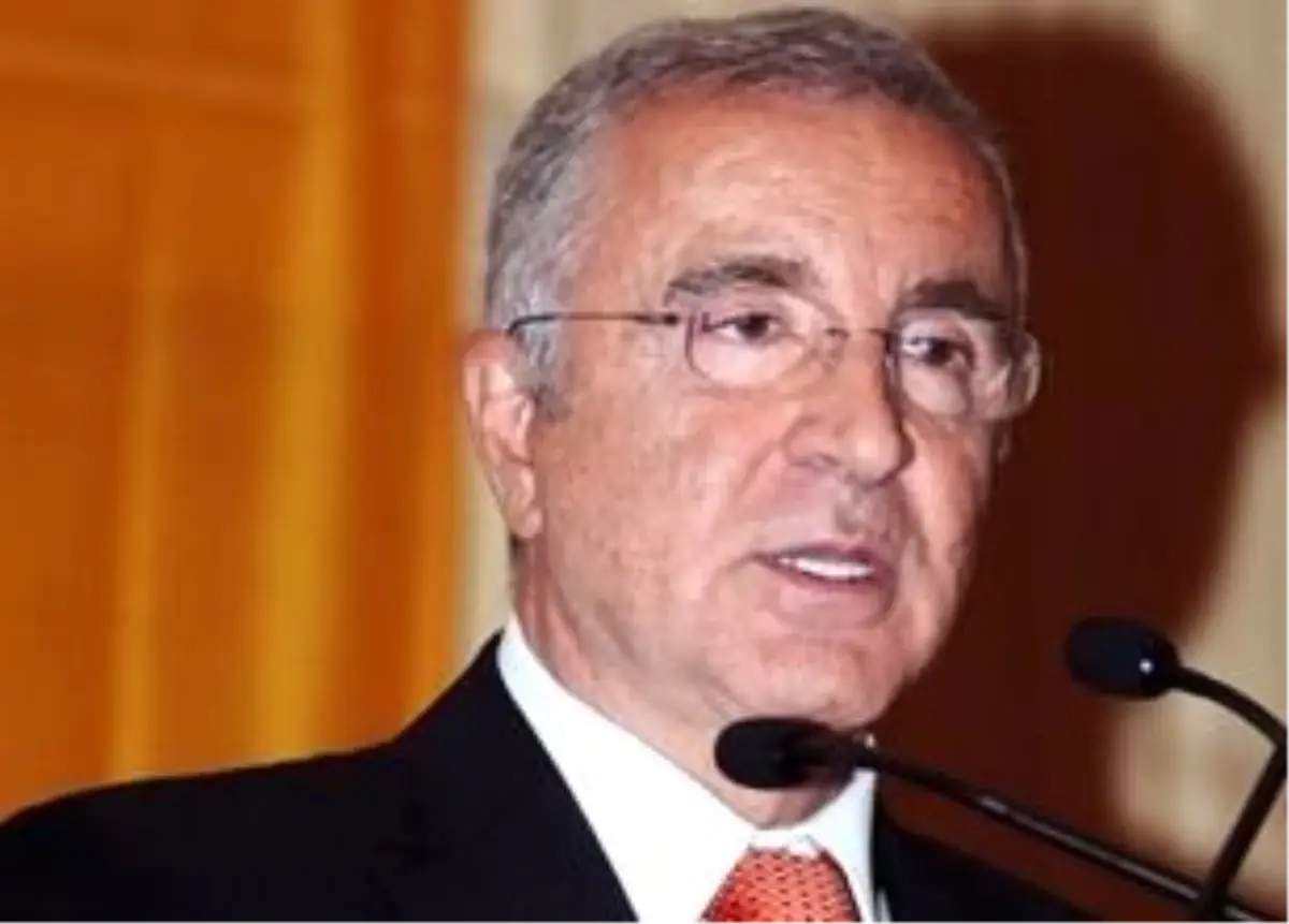 Ünal Aysal, Galatasaray ile Fenerbahçe Arasındaki Sürtüşmeyi Değerlendirdi