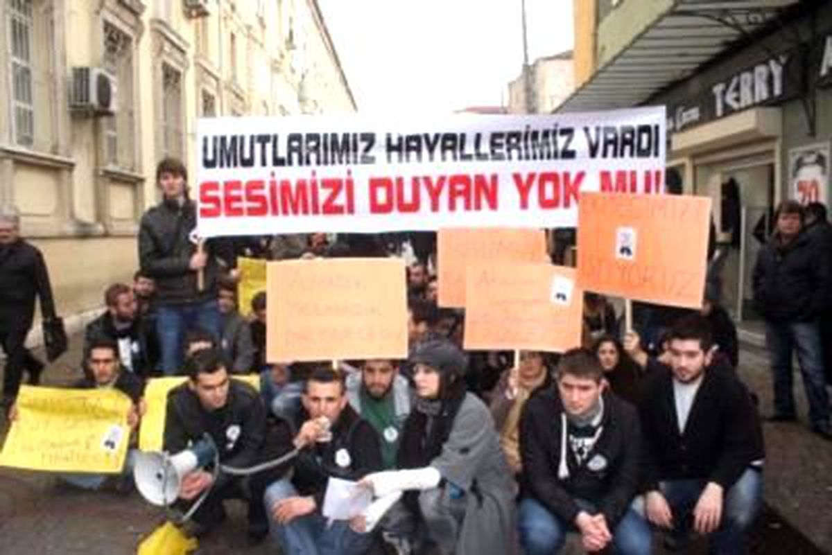 Yağmur Altında Eylem