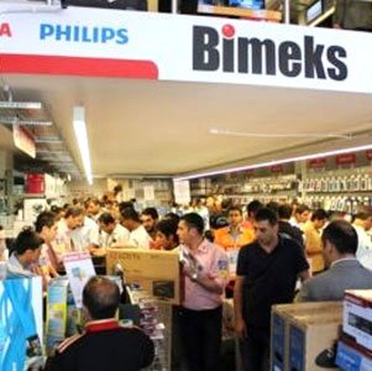 Yenilenen Bimeks Mağazası Muhteşem İndirimlerle Açılıyor