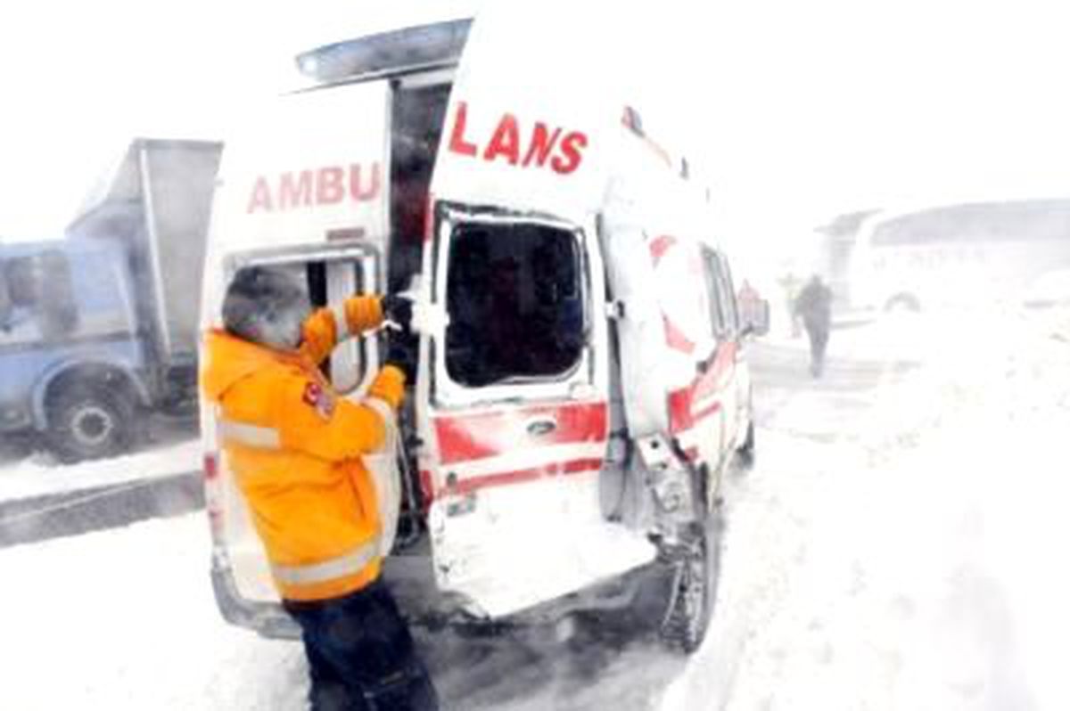 Zincirleme Trafik Kazası: 11 Yaralı