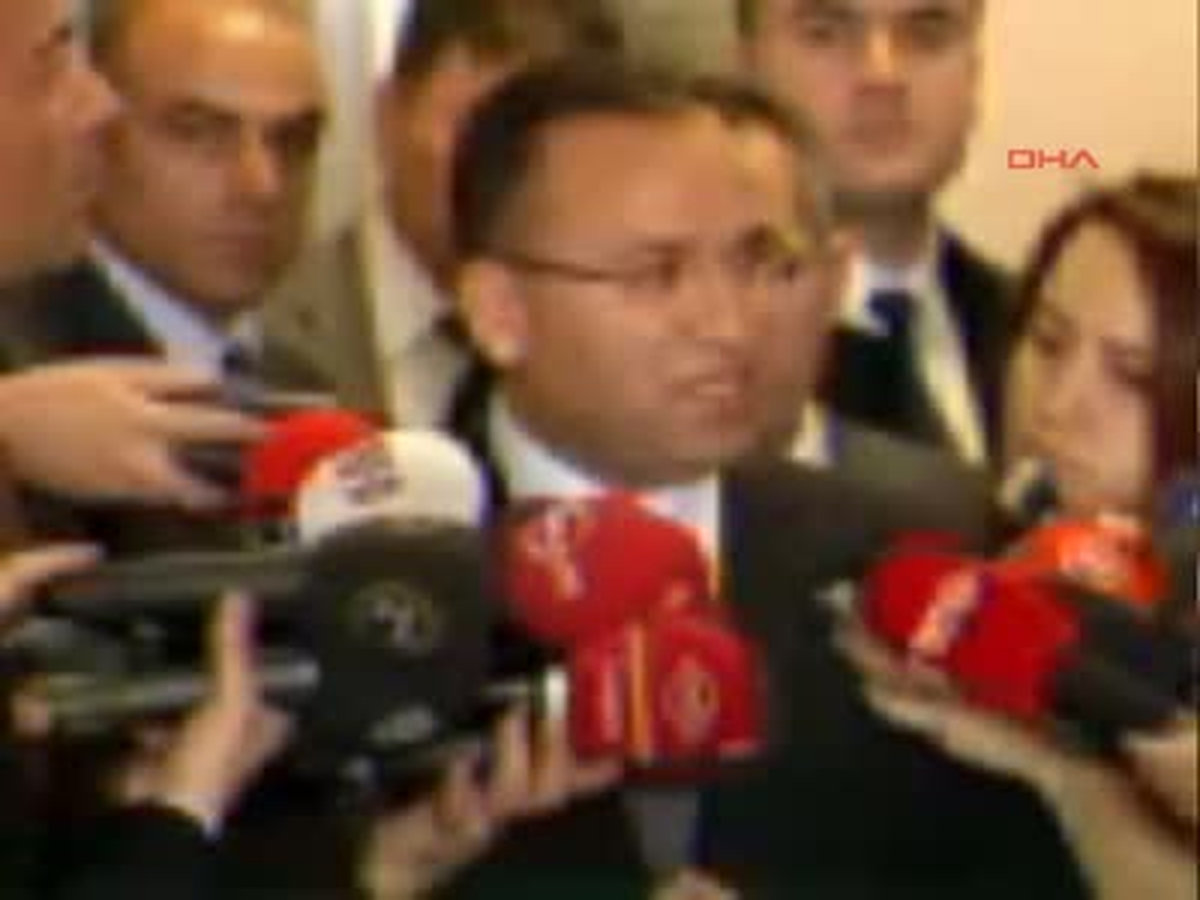 Bekir Bozdağ 'Mit'in Vazifesi Terör Örgütlerinin İçine Sızmak'