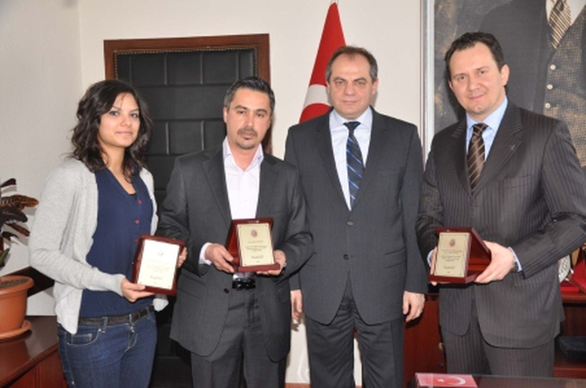 Atık Yağ Projesine Destek Veren Firmalara Plaket