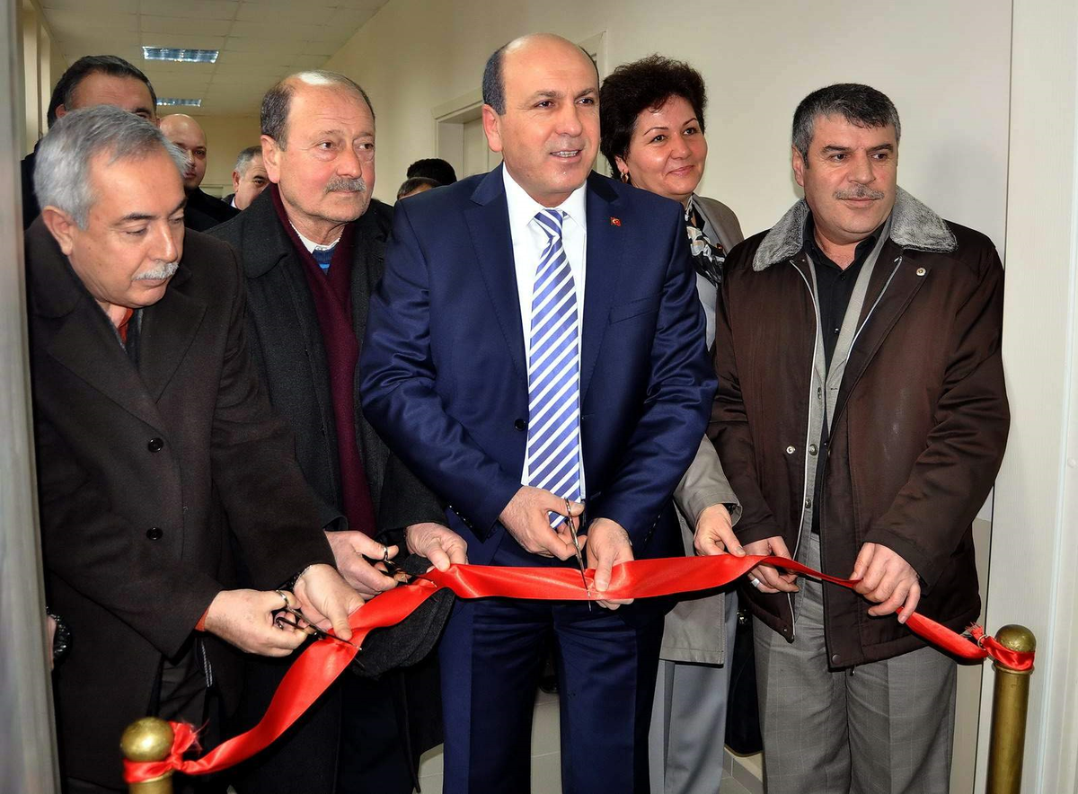 Balıkesir Belediyesi'nden Sosyal Market Hizmeti