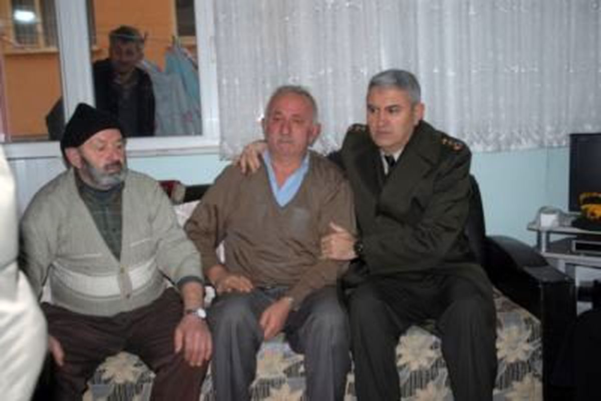 Başbakan'dan Taziye Telefonu