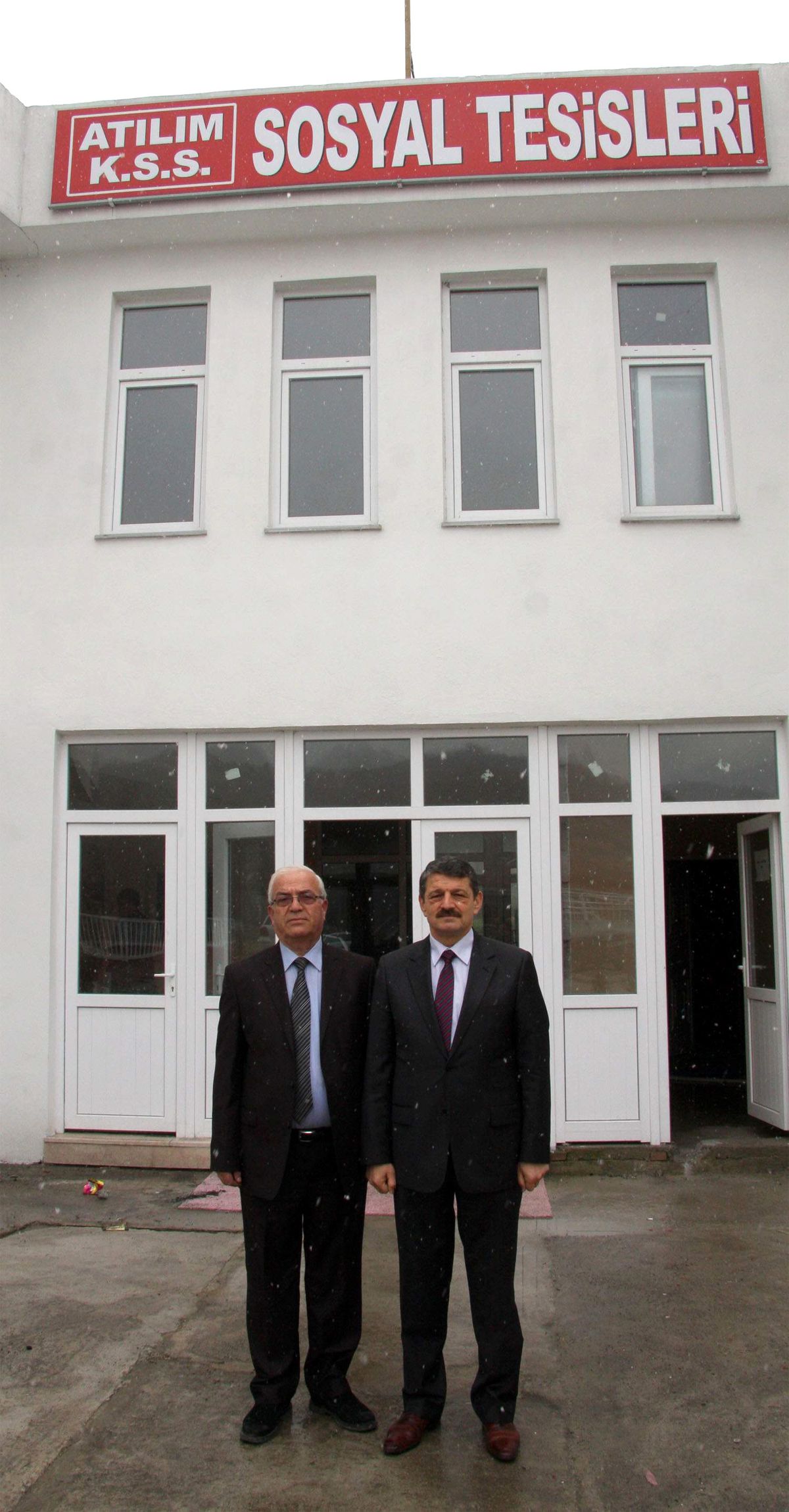Belediye Başkanı Yangın Sonrasında Bilgi Aldı