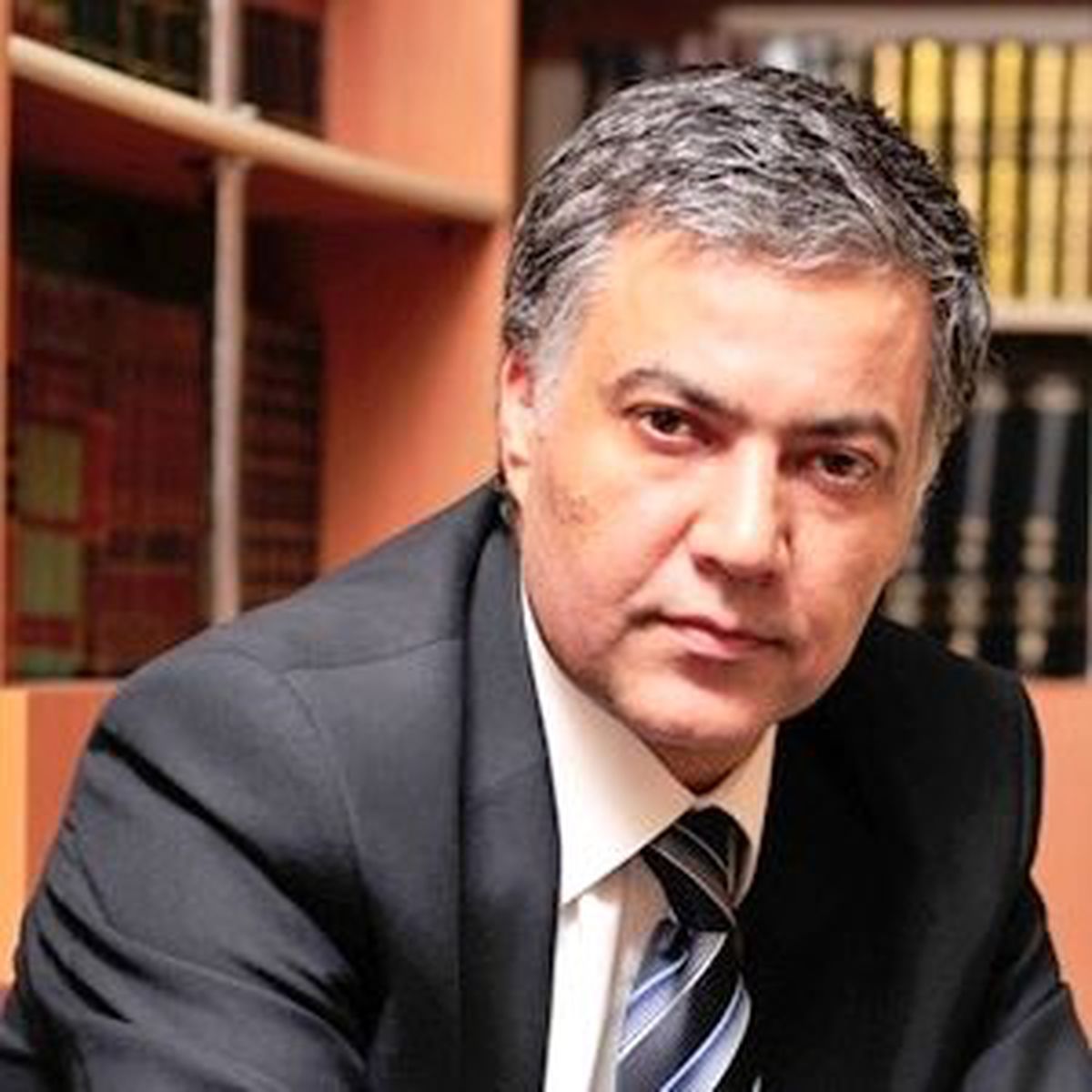 CHP'li Özgündüz, Bakan Eker'e Endemik Bitki Kaçakçılığını Sordu