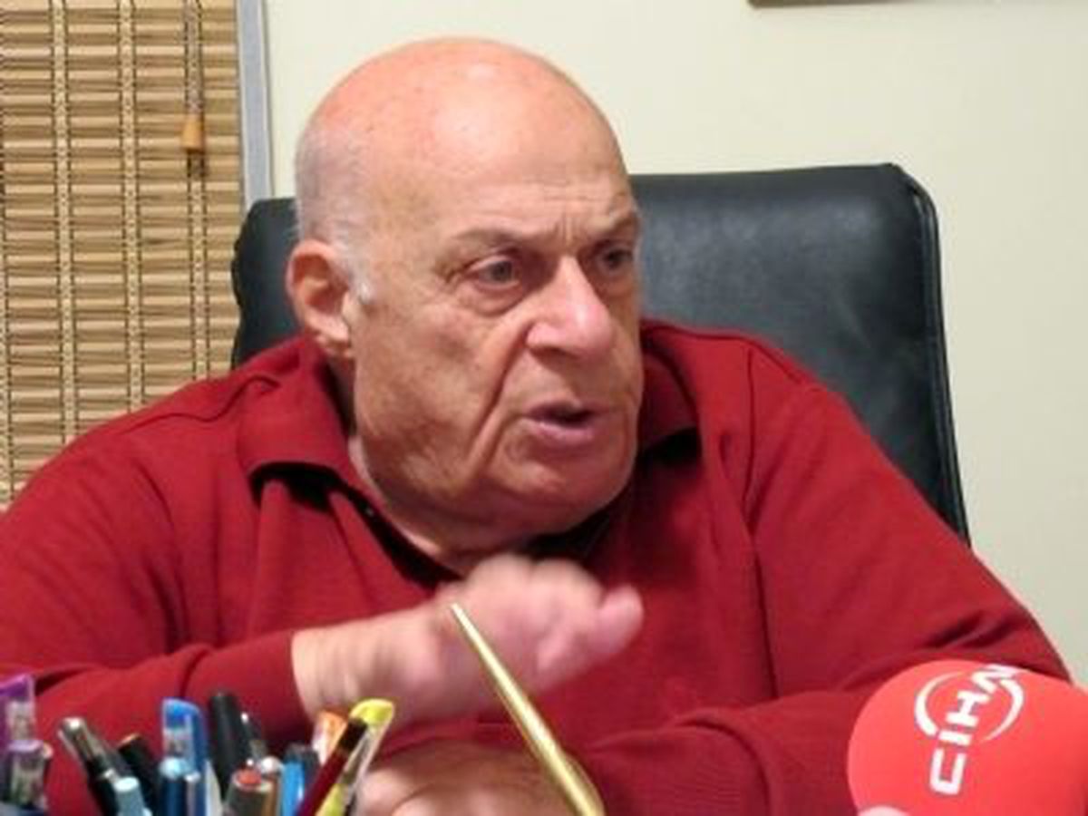 Denktaş'a Anıt Mezar