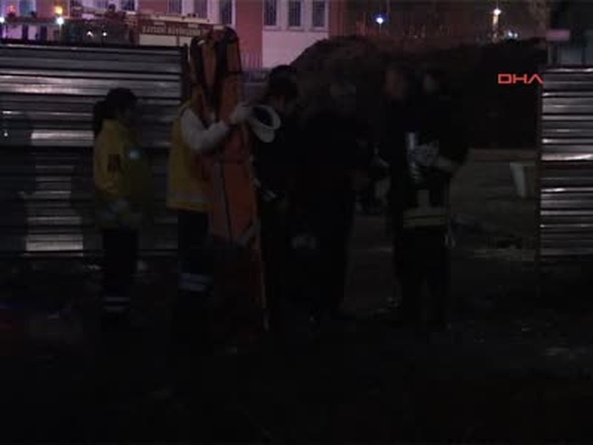 Dilsiz Vatandaş 2 Saat Sonra Halatla Kurtarıldı