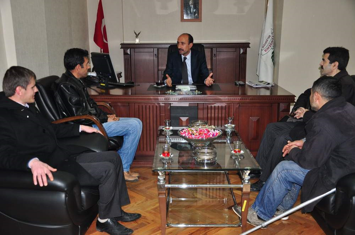 Engelliler Meclisi'nden Yenişehir Belediye Başkanı Kurbanoğlu'na Ziyaret