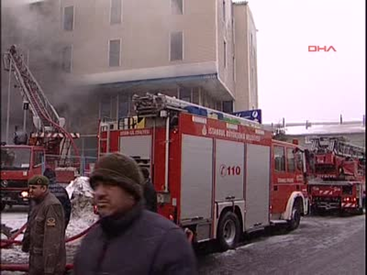 Habipler'de Yanan Fabrikadan 1 Kişinin Cesedi Çıkarıldı