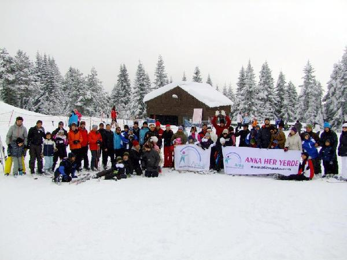 Ilgaz'a Gelen Otistik Çocuklar 3 Günde Kaymayı Öğrendi