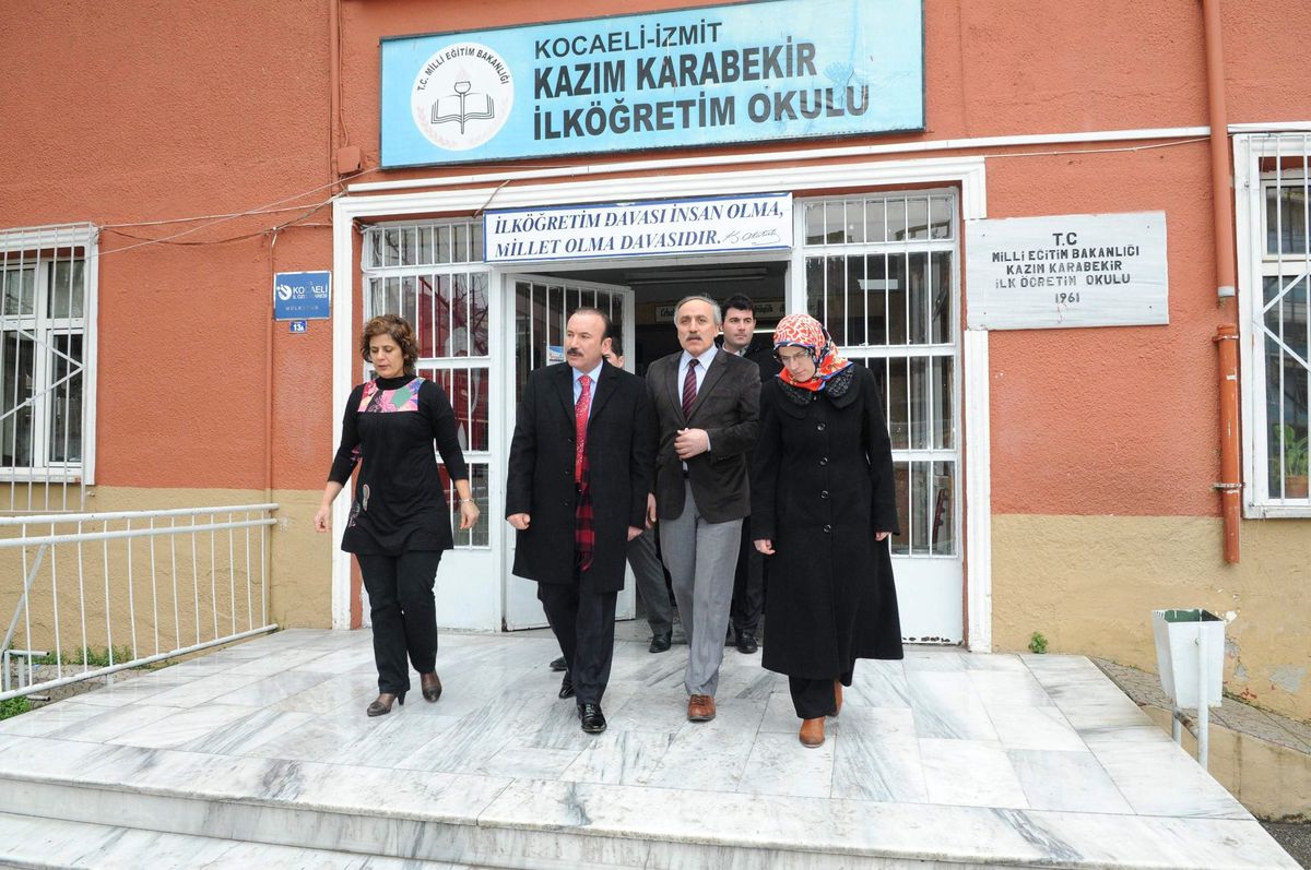 İzmit Belediyesi'nden 5 Bin 500 Öğrenciye Bisiklet