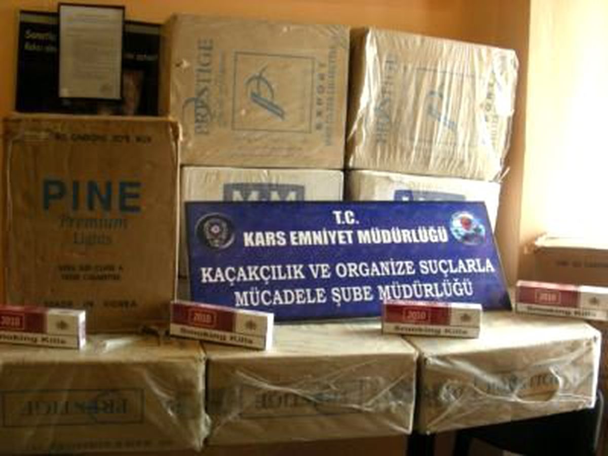 Kars'ta 16 Bin 700 Paket Kaçak Sigara Ele Geçirildi