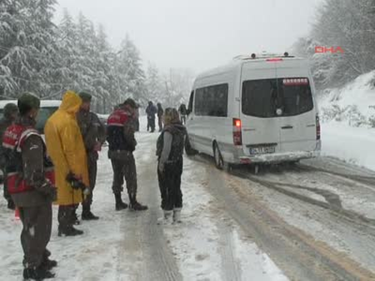 Kartepe'de Kar Kalınlığı 2 Metreye Ulaştı