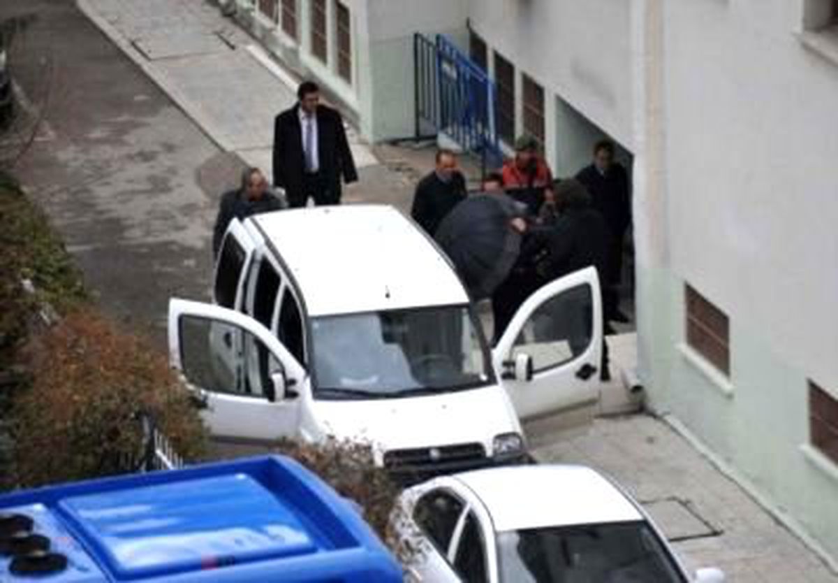 Liseli Kızların Bıçaklı Kavgası