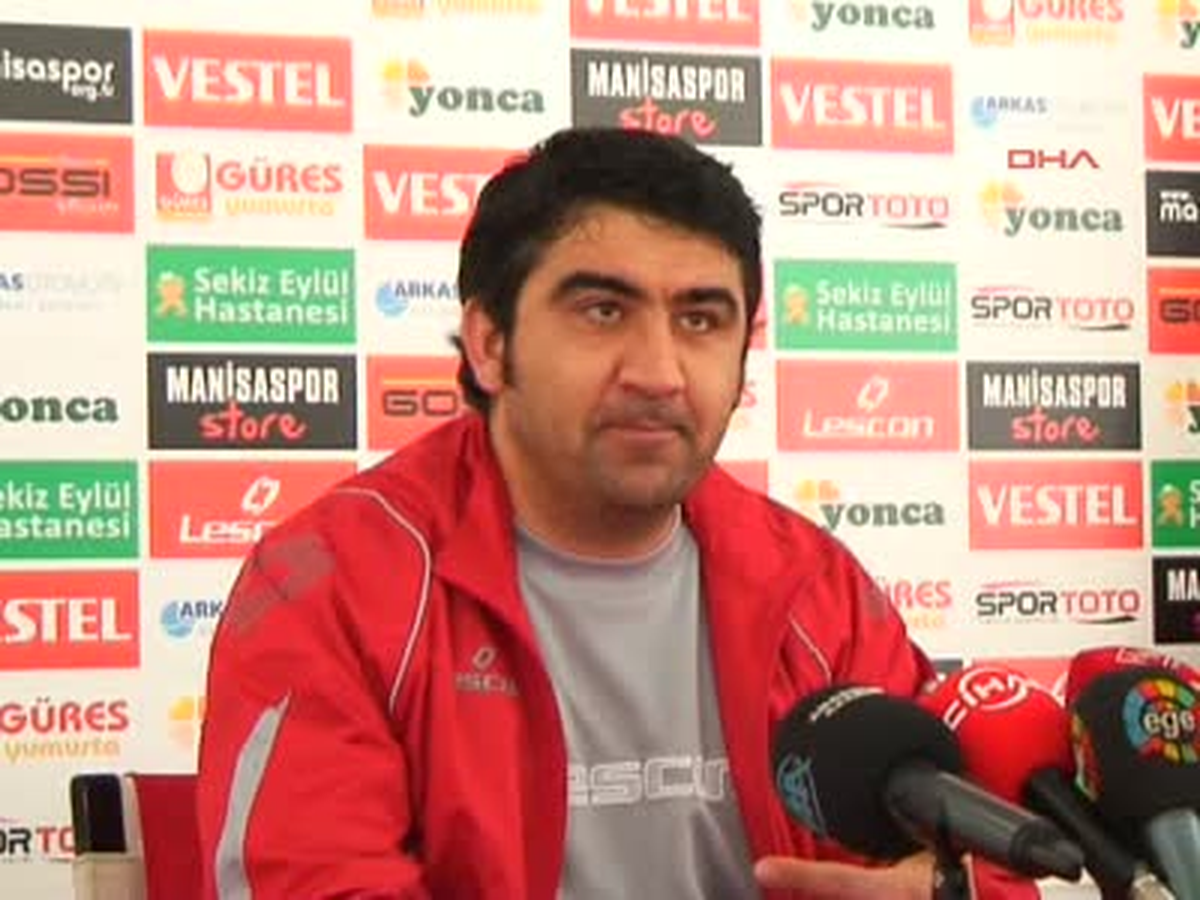 Manisaspor Teknik Direktörü Özat: Hedef En Az 40 Puan