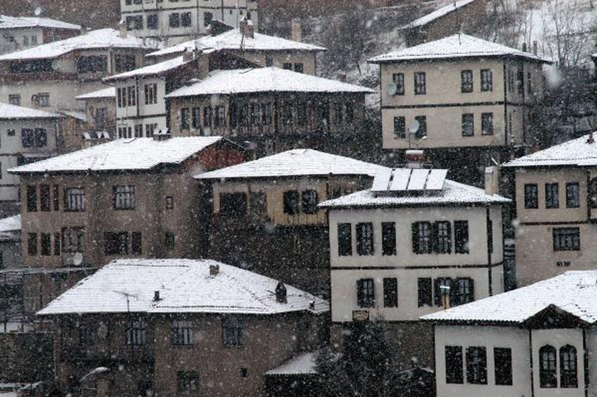 Safranbolu'da Tarih Beyaza Büründü