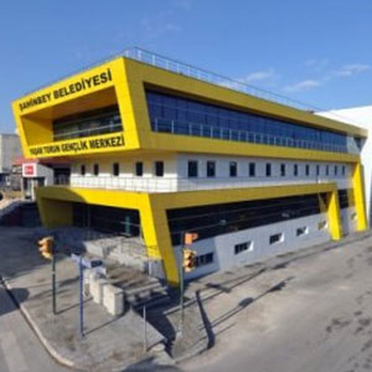 Yaşar Torun Gençlik Merkezi Model Oldu