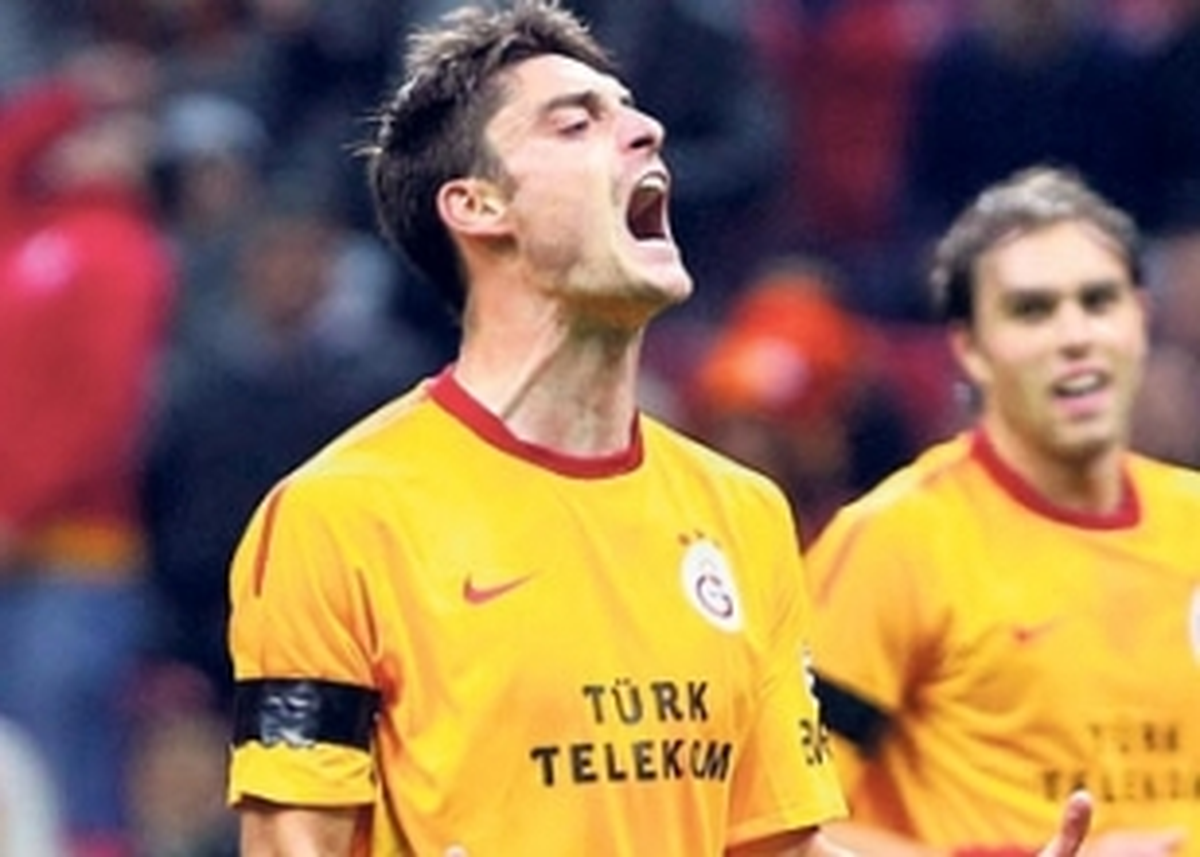 Yok Artık Albert Riera!