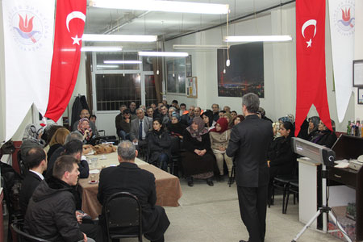 2012 Aile Okulu Seminerleri