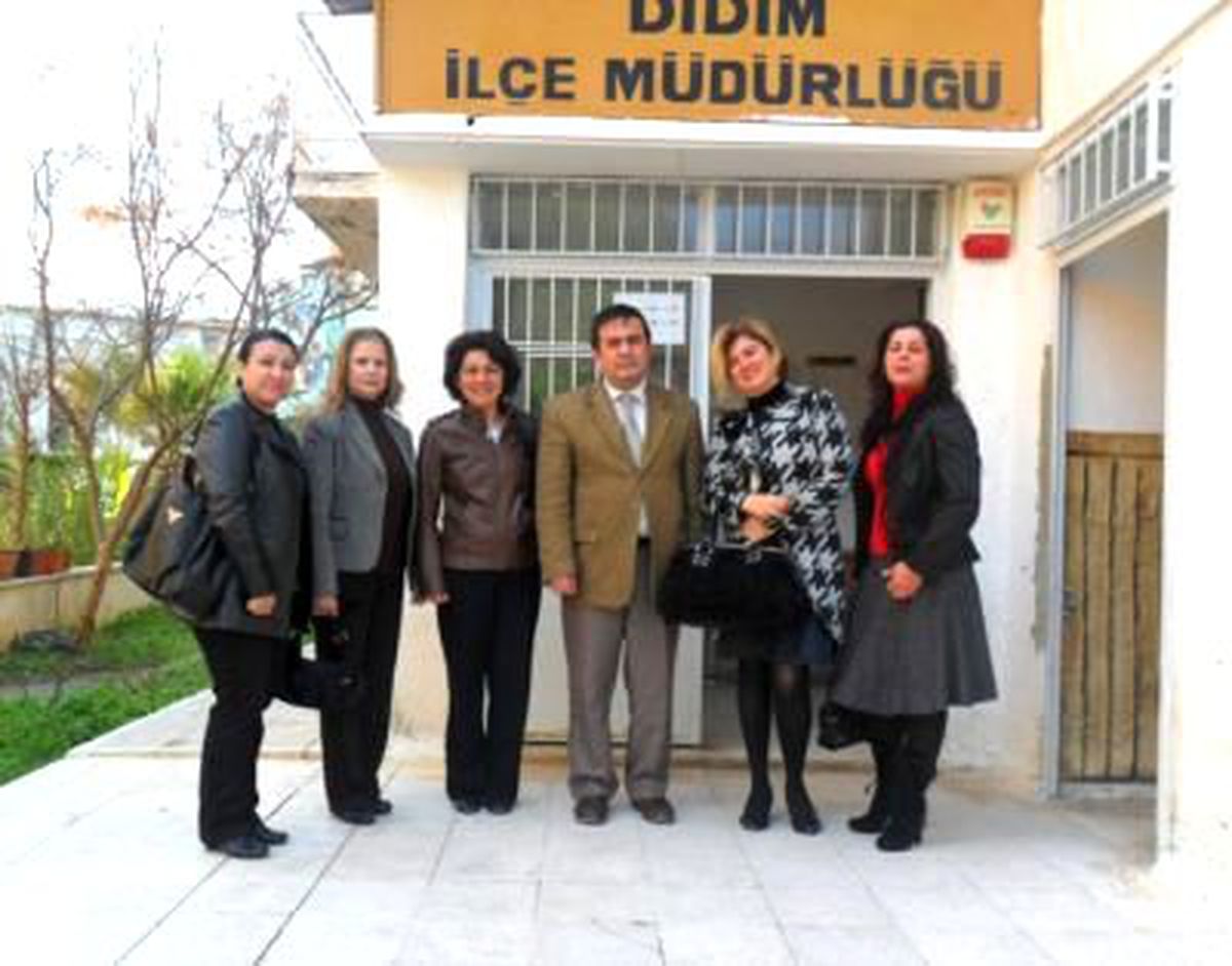 Ak Partili Kadınlar Didim Tarım, Hayvancılık Müdürlüğünü Ziyaret Ettiler