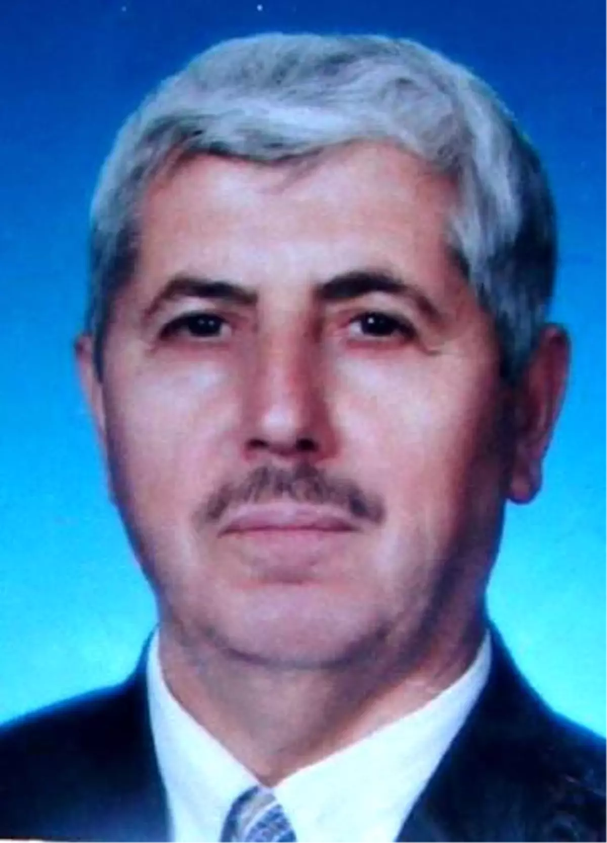 Alaşehir\'de Deli Danadan Ölüm İddiası