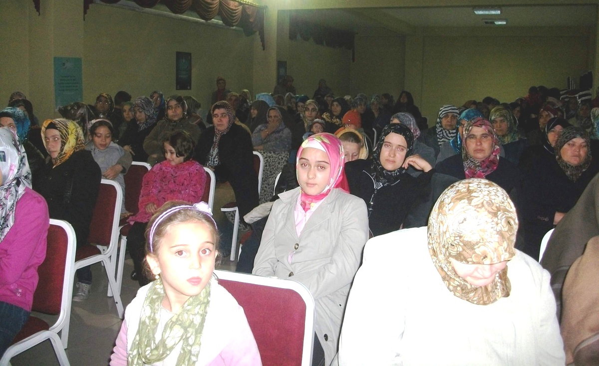 Altıntaş Müftülüğü'nden 'Boşanma Olaylarının Önlenmesi' Konulu Eğitim Semineri