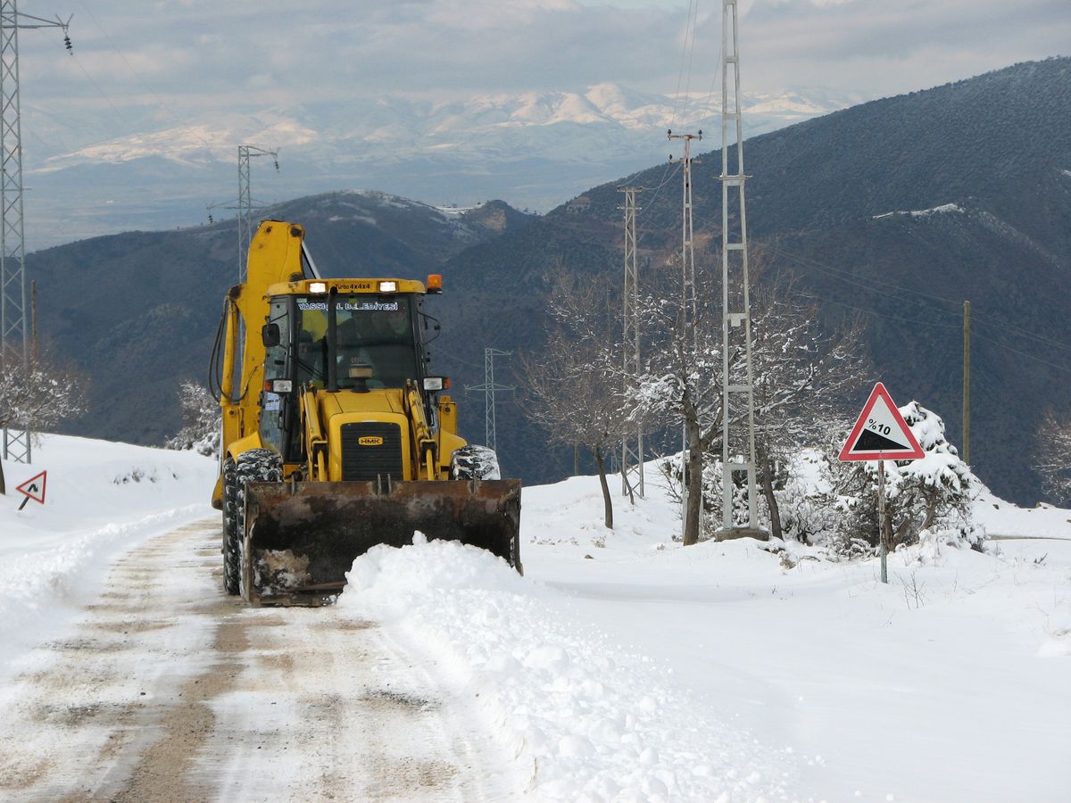Amasya'da 93 Köye Kar Engeli