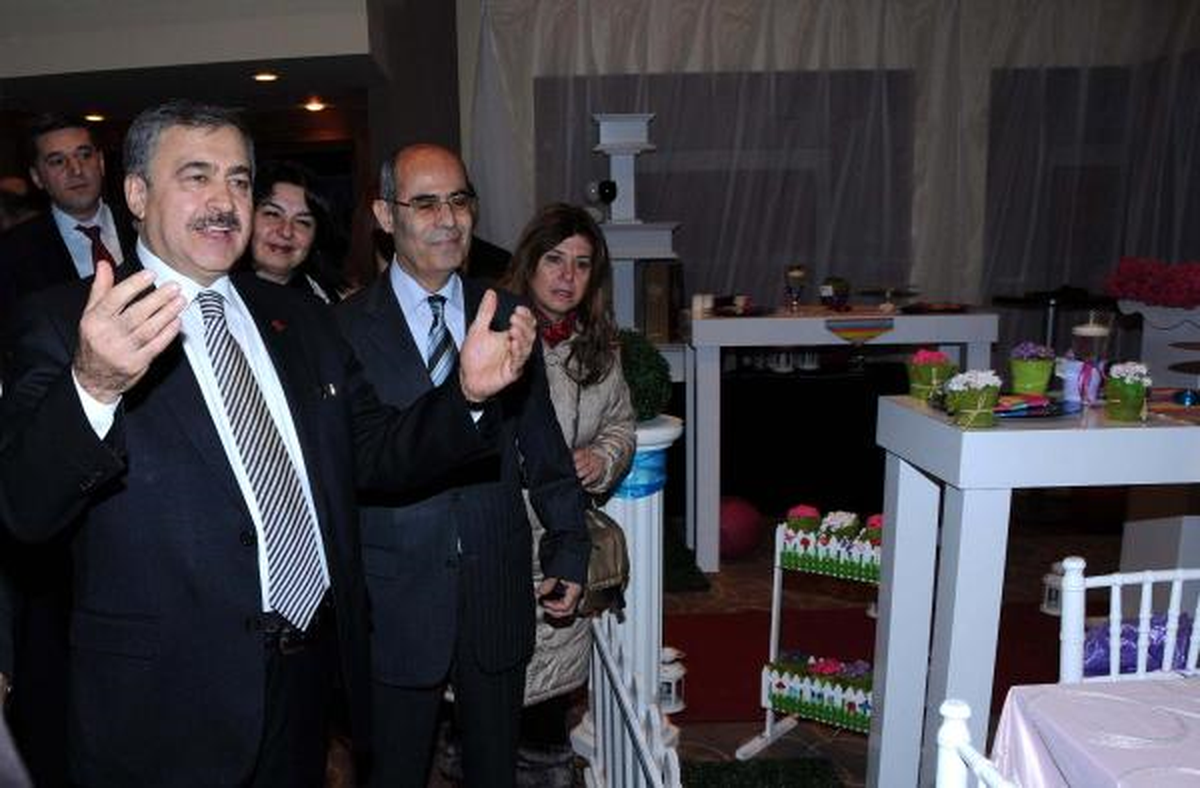 Bakan Eroğlu, Çanakkale'de 5 Çocuk İstedi