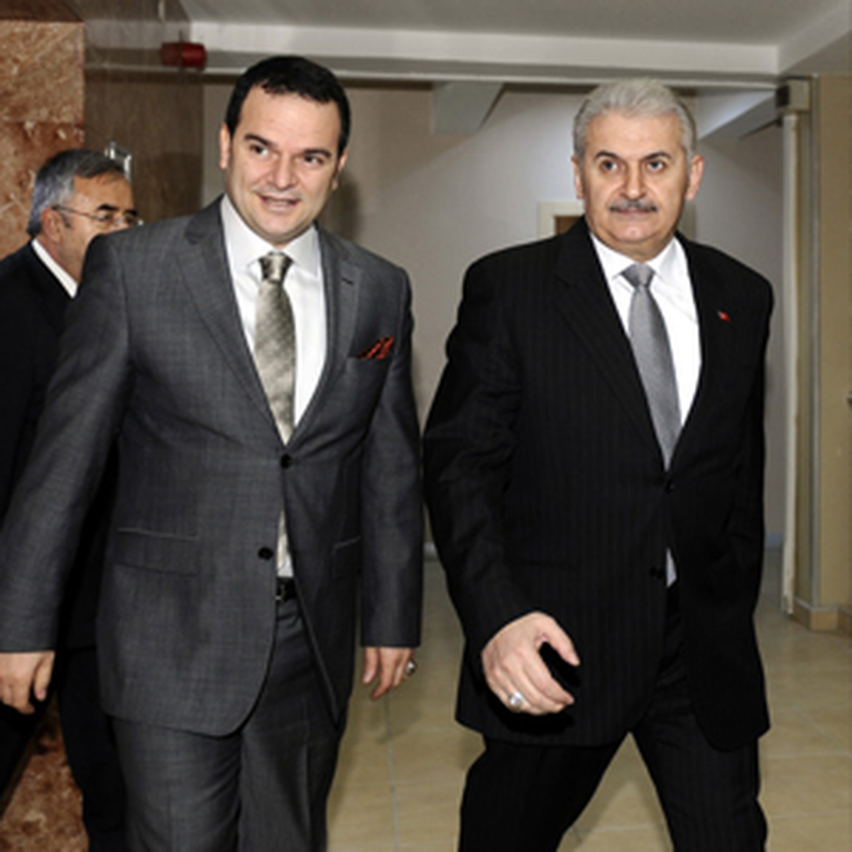 Bakan Yıldırım Aa Editörler Masasına Konuk Oldu