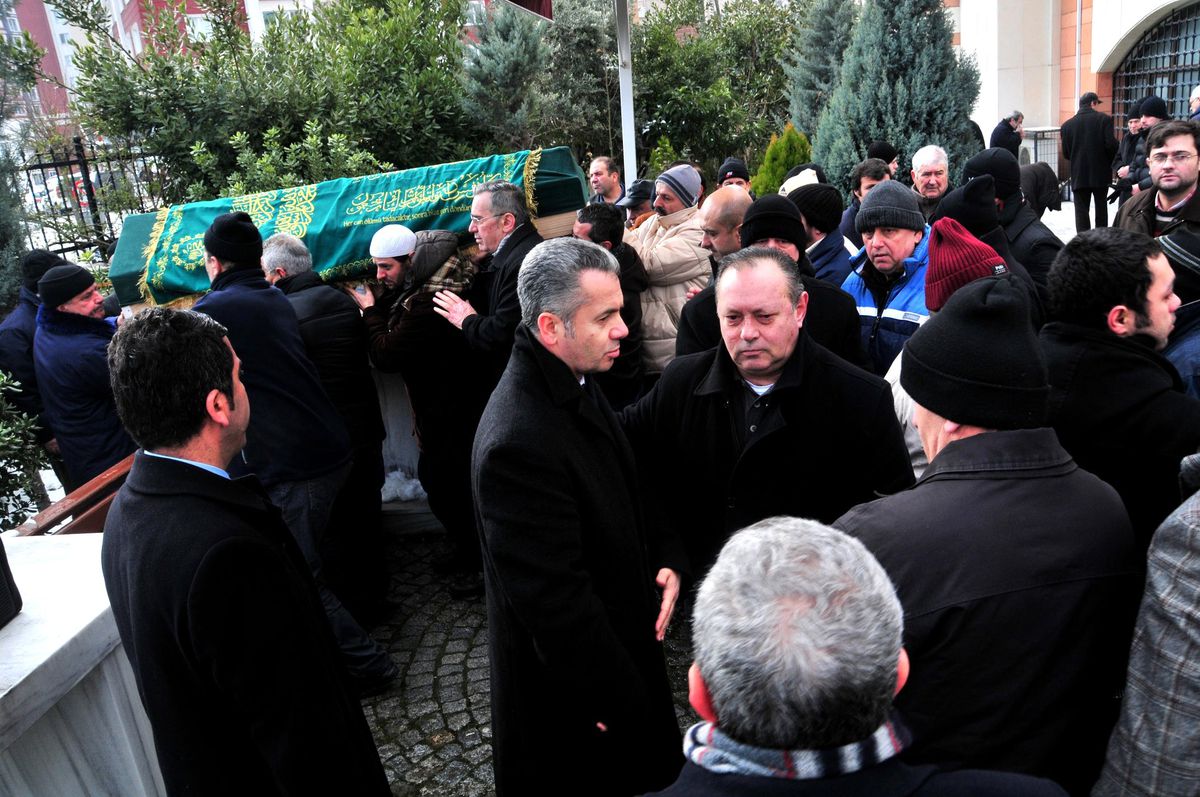 Başkan Uzun, Hekimoğlu Ailesinin Acısını Paylaştı