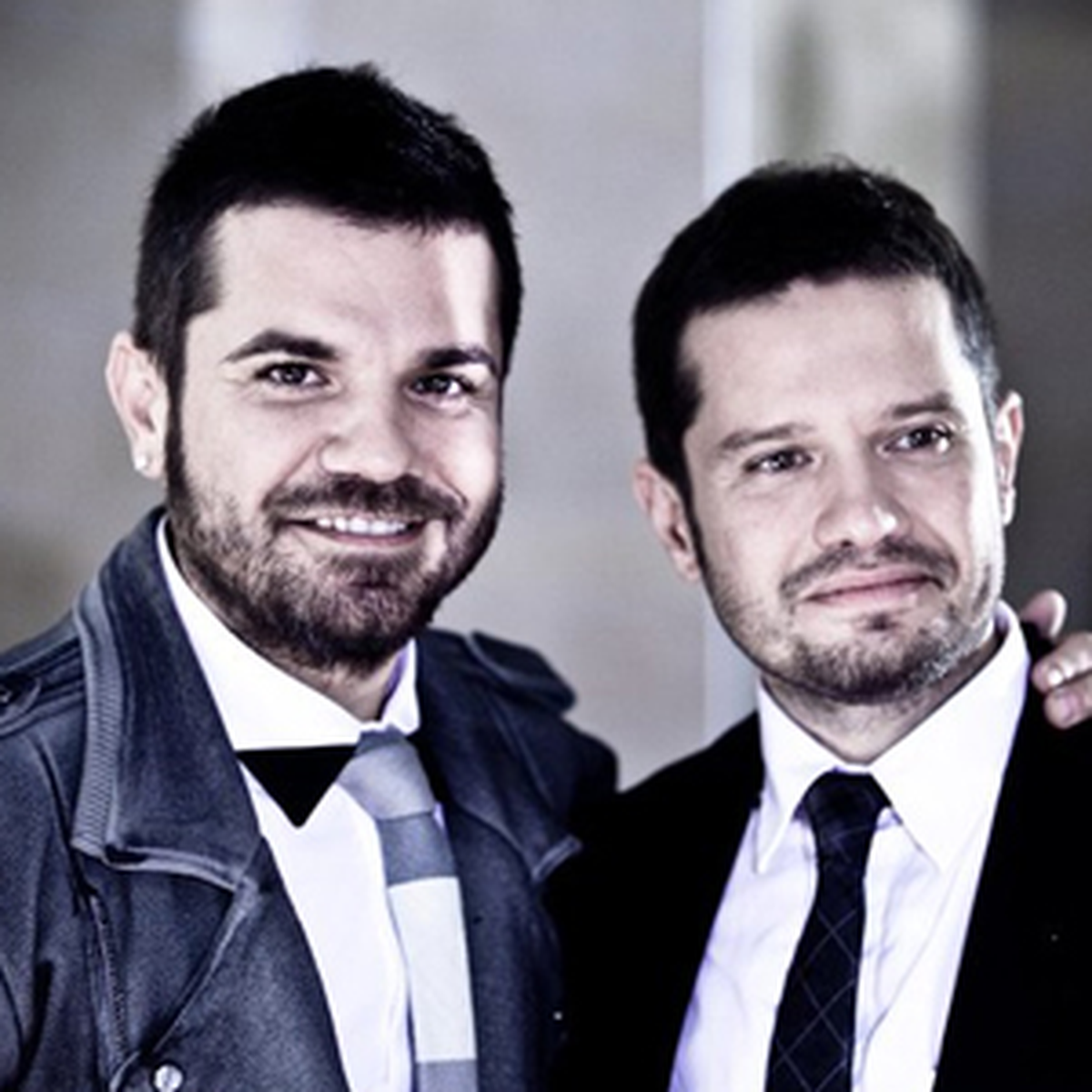 Bir Oğlu Söyledi, Bir Oğlu Çaldı