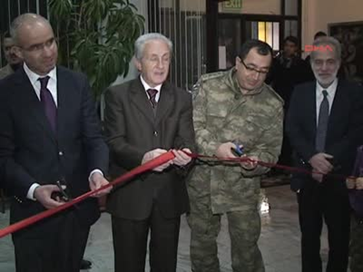 Budim Berişa'nın Eserleri Yunus Emre Türk Kültür Merkezi'nde Sergileniyor