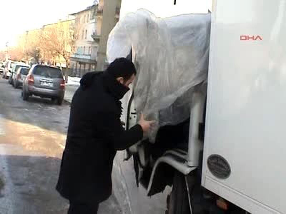 Ev Ve Otomobiller Poşete Girdi