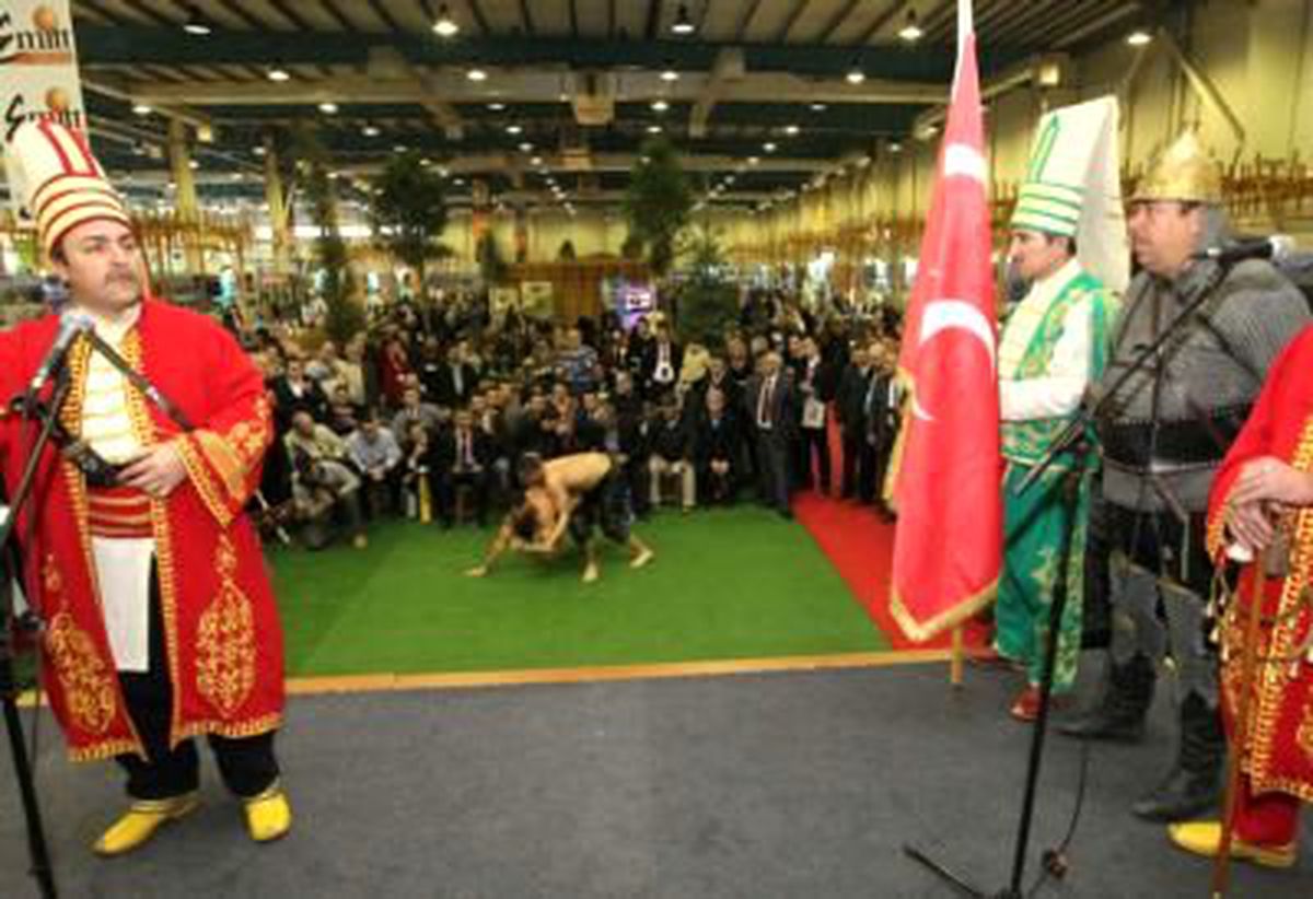 Gebze Emıtt'e, Mehteran Takımı ve Yağlı Güreşle Damgasını Vurdu