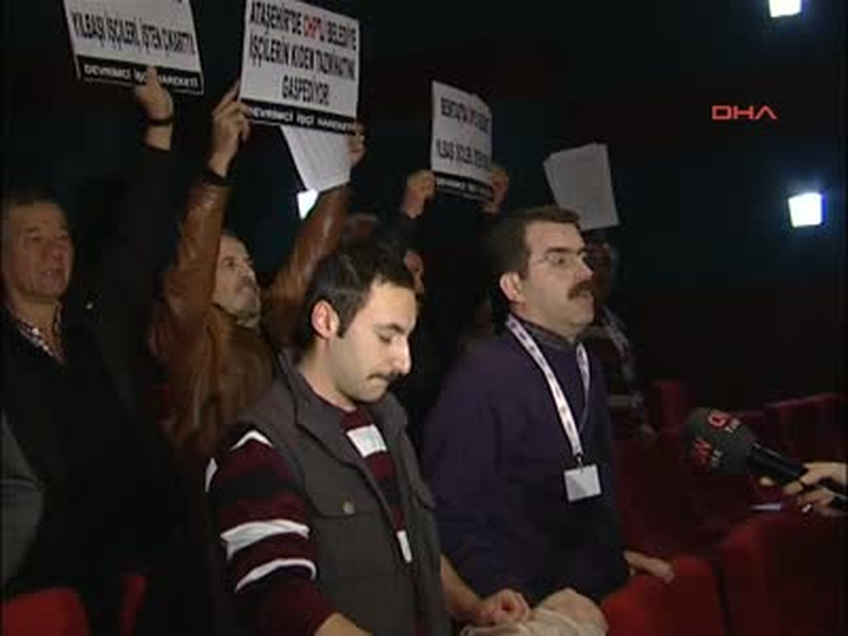 Kılıçdaroğlu'na Seslerini Duyurmaya Çalıştılar