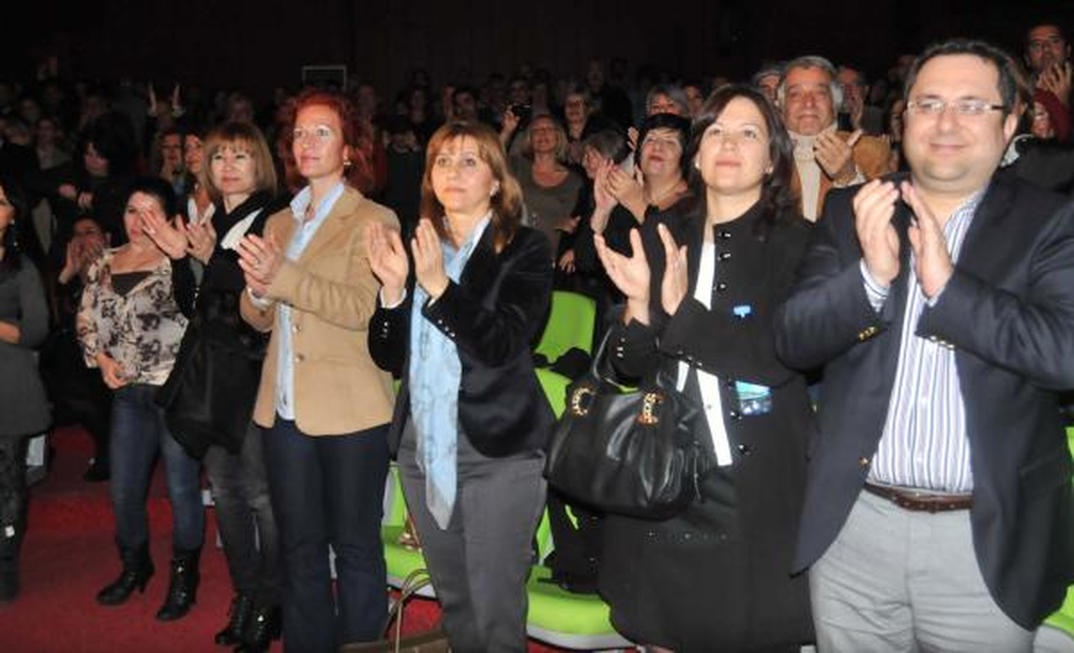 Pan Flüt Virtüözü Zamfir, Bodrum'da Ayakta Alkışlandı