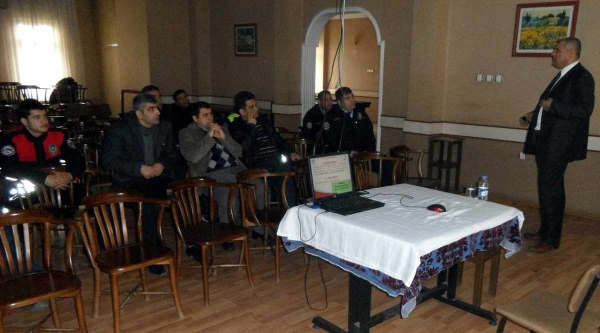 Salihli\'de Emniyet Personeli Bilgilendirildi