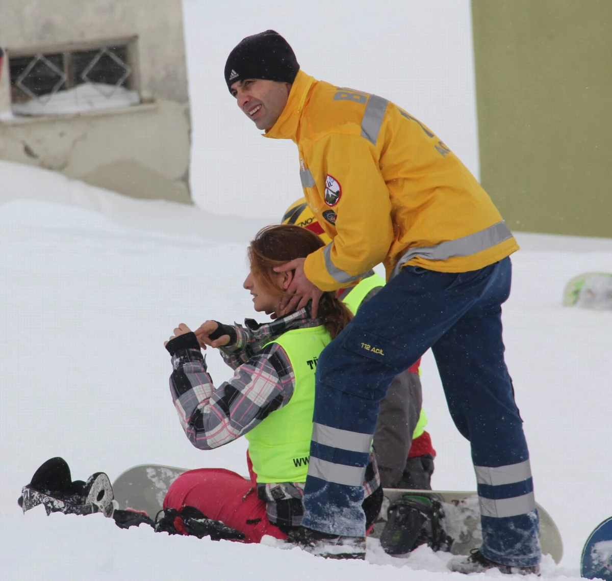 Snowboard Ustaları Hünerlerini Konuşturdu