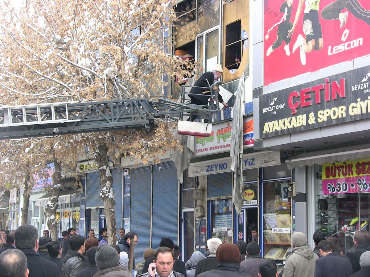 Sobadan Sıçrayan Kıvılcım Yangına Neden Oldu