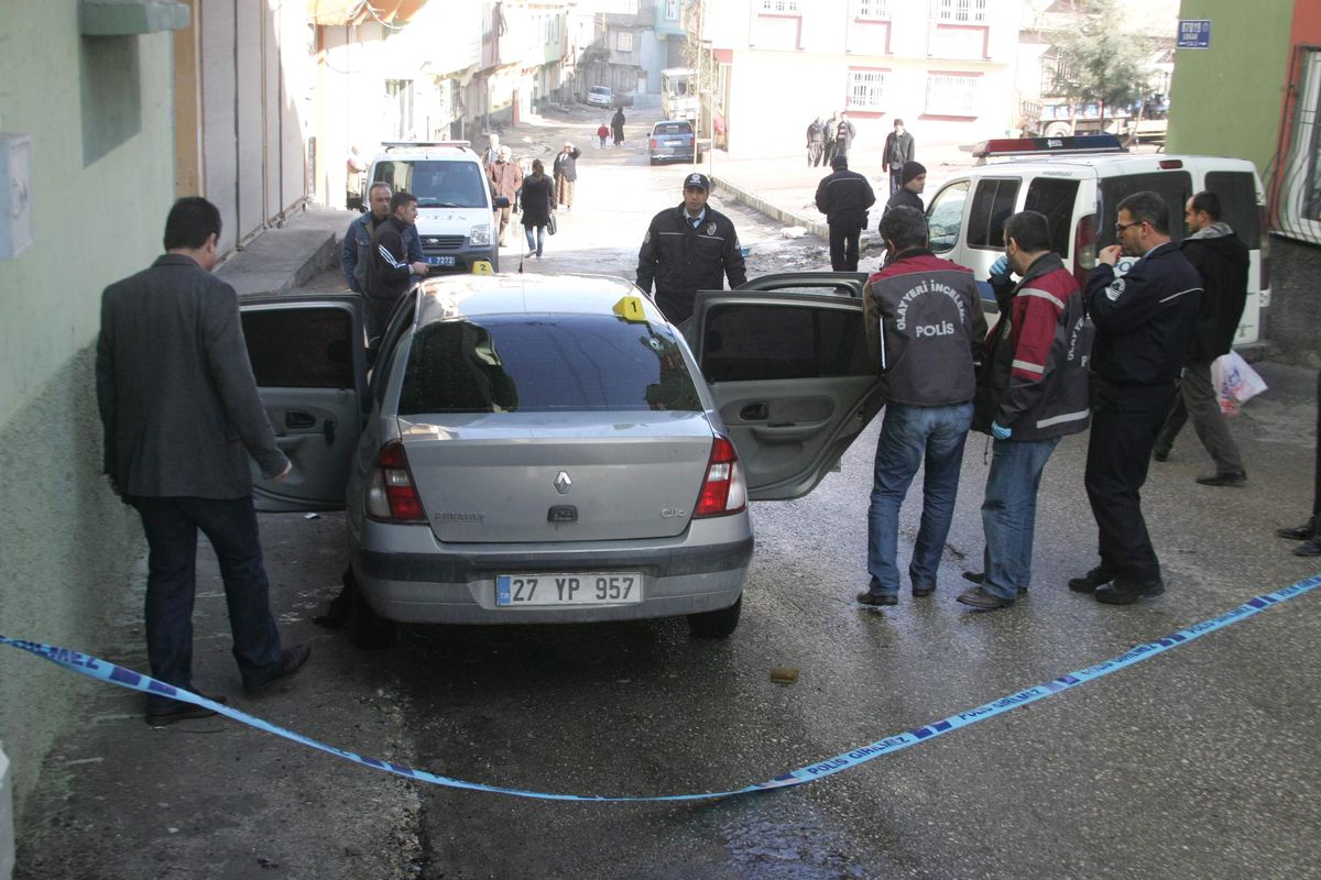 Soygun Dehşeti Güvenlik Kamerasına Takıldı