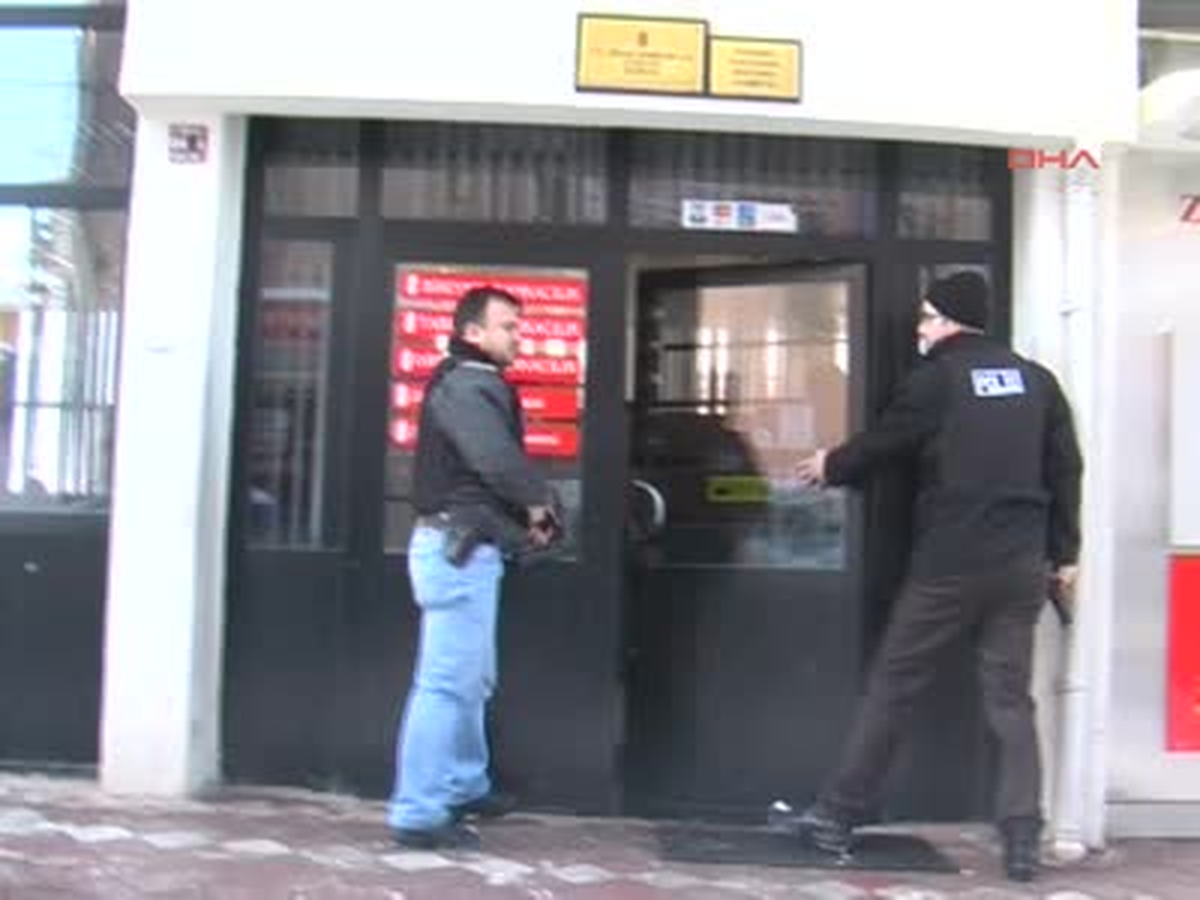 Suşehri\'nde Banka Soygunu Tatbikatı
