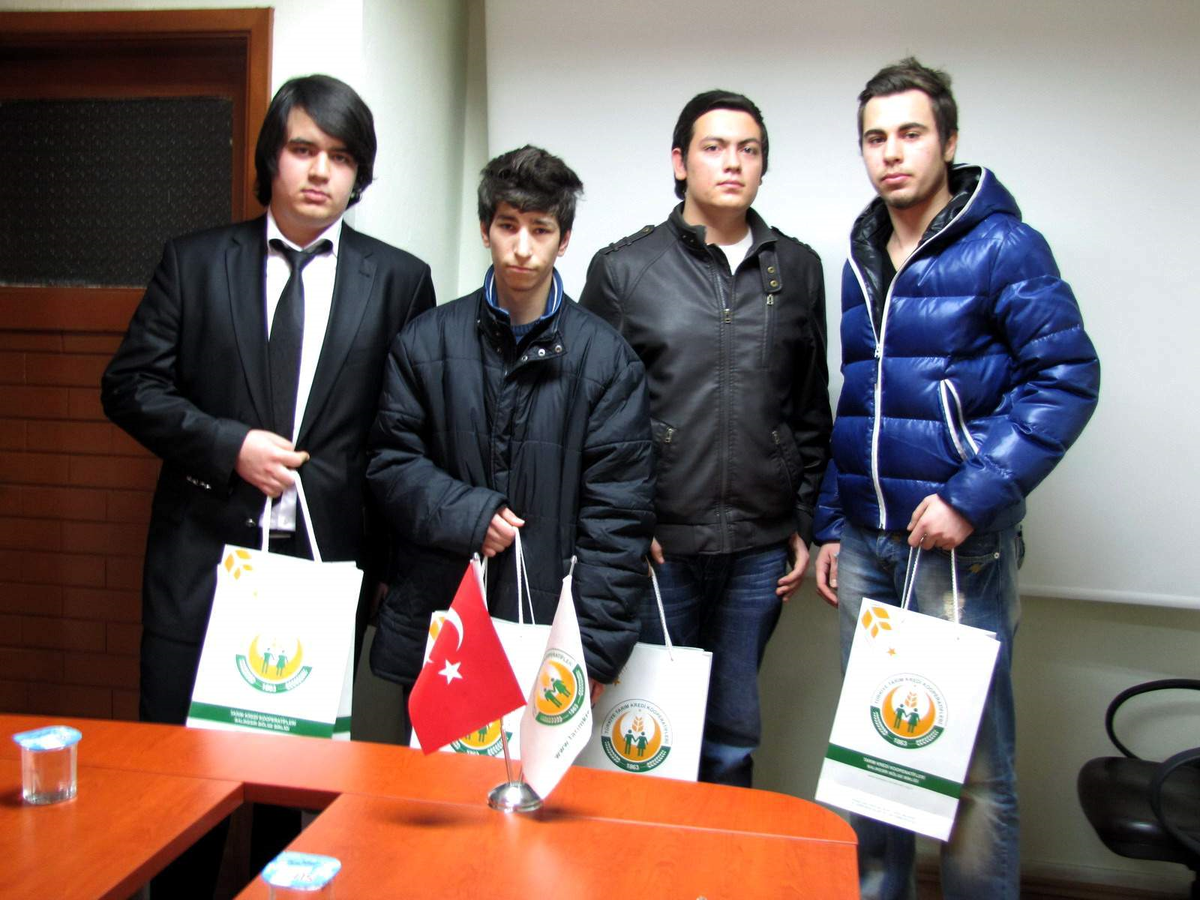 Tarım Kredi\'den Gençlere Üniversite Hediyesi