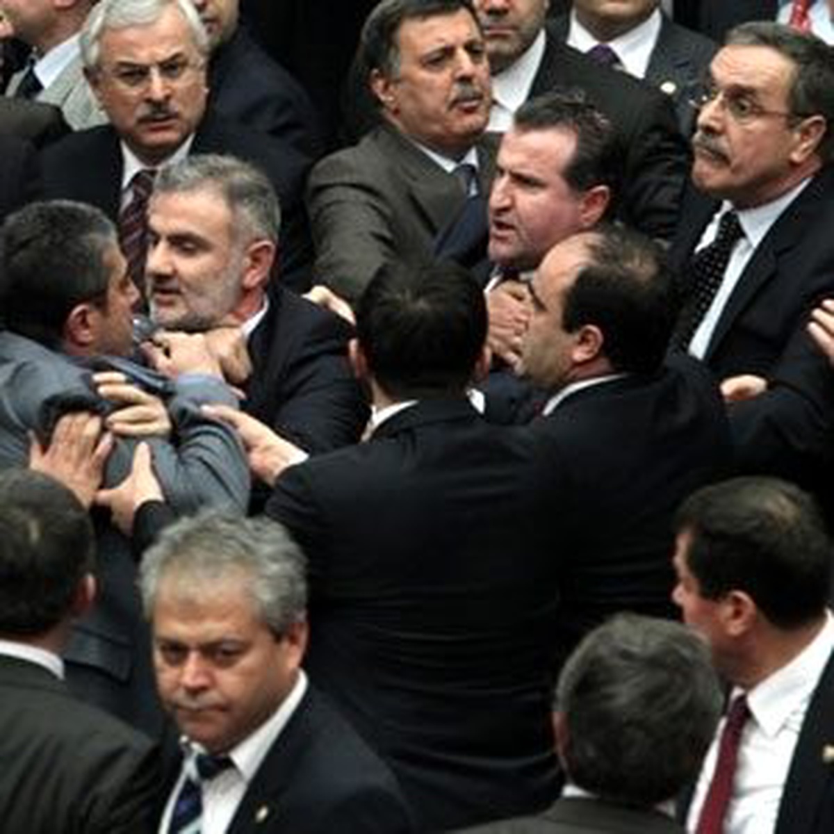 TBMM Genel Kurulu'nda Usul Tartışması