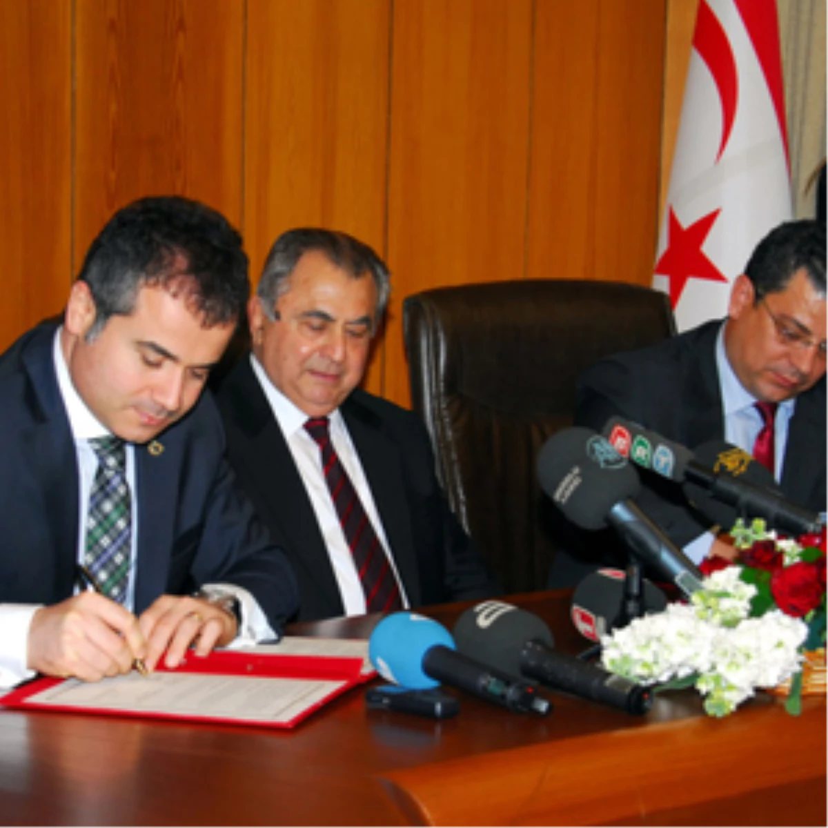 Türkiye ile KKTC Arasında \'Gençlik ve Spor İşbirliği\' Protokolü İmzalandı