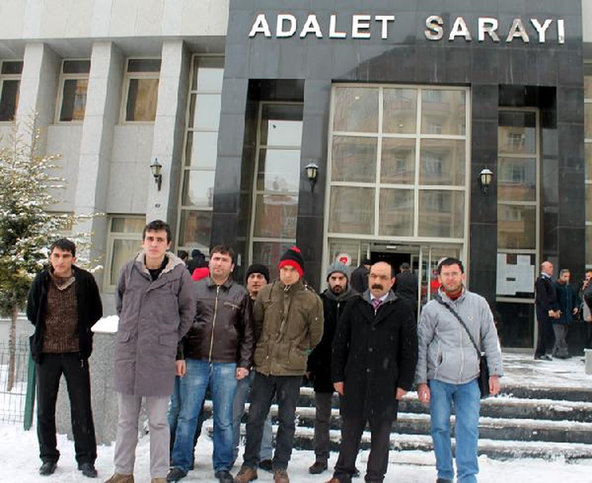 Zorunlu Din Dersine Karşı Çıkanlar, Polise Direnmekten Hakim Karşısında