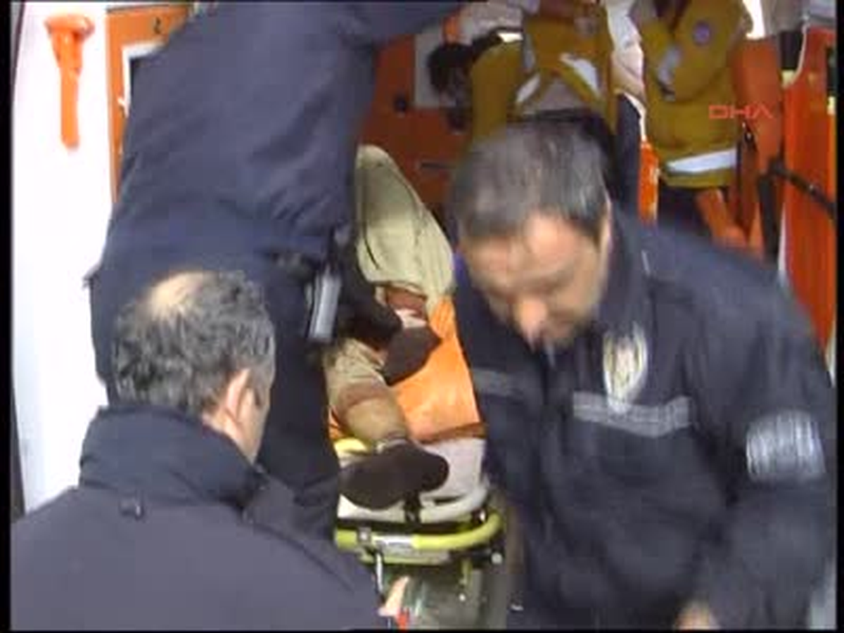 Eşini Öldürdü, İntihara Kalkıştı